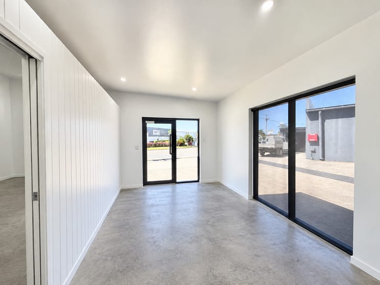Factory, Warehouse & Industrial commercial property for lease at 3A/74 Leyland Street Garbutt QLD 4814