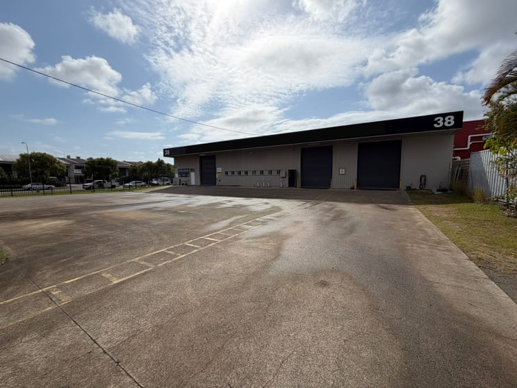 Factory, Warehouse & Industrial commercial property for lease at 38 Page Street Kunda Park QLD 4556