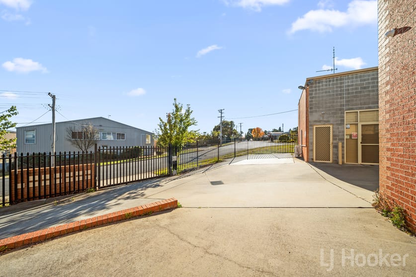 Other commercial property for lease at 4/43 Bayldon Road Queanbeyan NSW 2620 Other commercial property for lease at 4/43 Bayldon Road Queanbeyan NSW 2620
