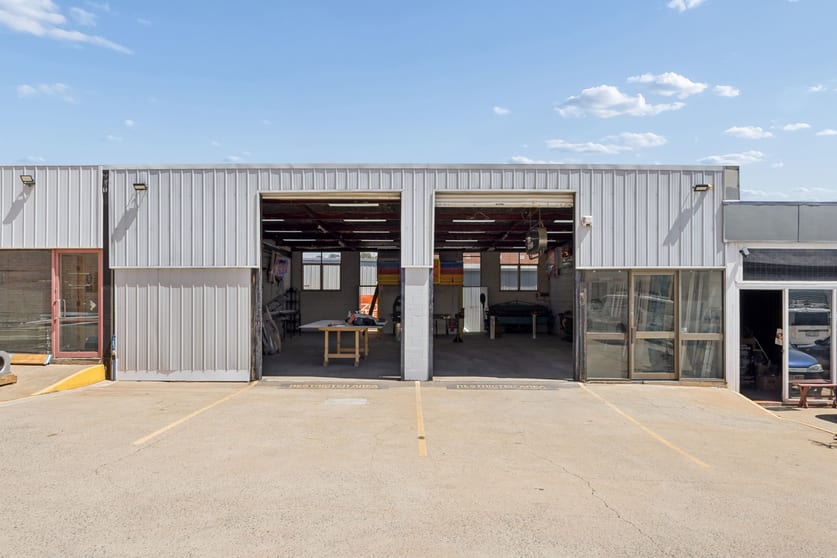 Factory, Warehouse & Industrial commercial property for sale at Unit 5/16 Kembla Street Fyshwick ACT 2609