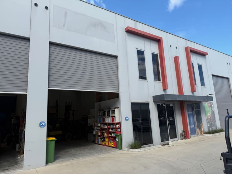 Factory, Warehouse & Industrial commercial property leased at 6 Blake Way Pakenham VIC 3810