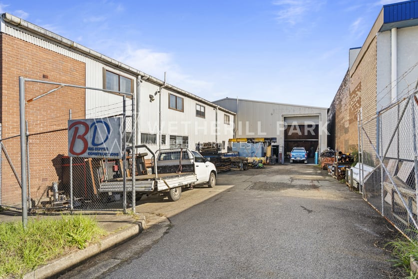 Factory, Warehouse & Industrial commercial property for sale at Smithfield NSW 2164