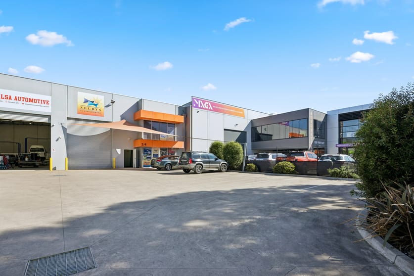 Factory, Warehouse & Industrial commercial property for sale at 2/4 Morialta Road Cranbourne West VIC 3977
