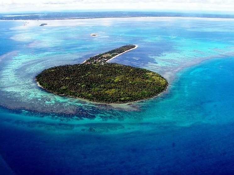 Resort/motel/hotel -- Tonga -- #5210677