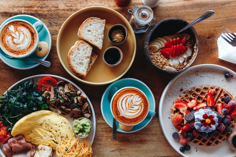Cafe in Aspendale *Tkg $11,000 pw *Cheap Rent *Close to Railway Station [1909211]