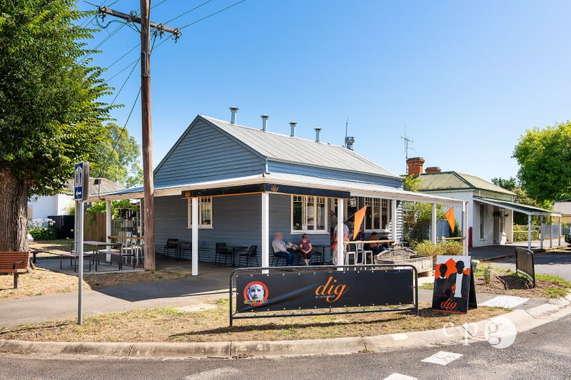 Dig Café Newstead
THE HEART AND SOUL Dig Café Newstead
THE HEART AND SOUL