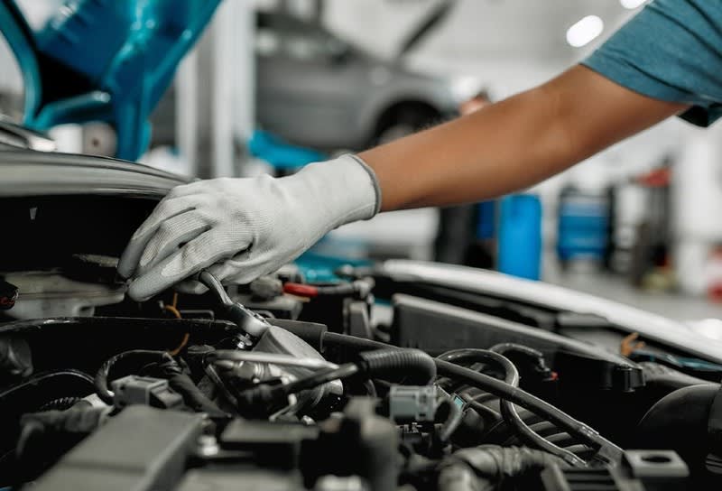 Automotive reconditioning/mechanical servicing Rev. $2.0m p.a. (Our Ref: D2008) Automotive reconditioning/mechanical servicing Rev. $2.0m p.a. (Our Ref: D2008)