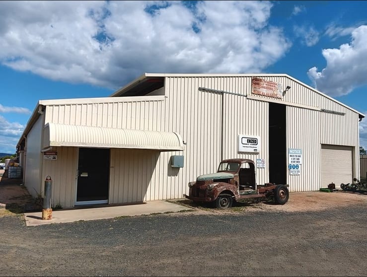 Freehold welding/engineering shop. Only one for 100 country miles Freehold welding/engineering shop. Only one for 100 country miles