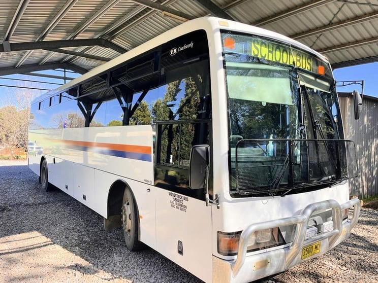 (5YR + 5YR CONTRACT INC) Long-standing and reputable business - Woodstock Bus Service. Miminimal hours + the perks of school holidays