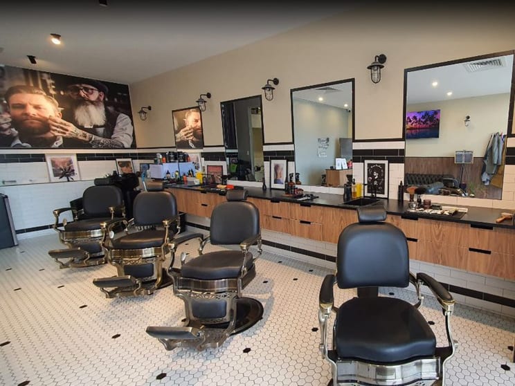 [abs-084] Well Established Barber Shop In A Busy Shopping Centre For Sale