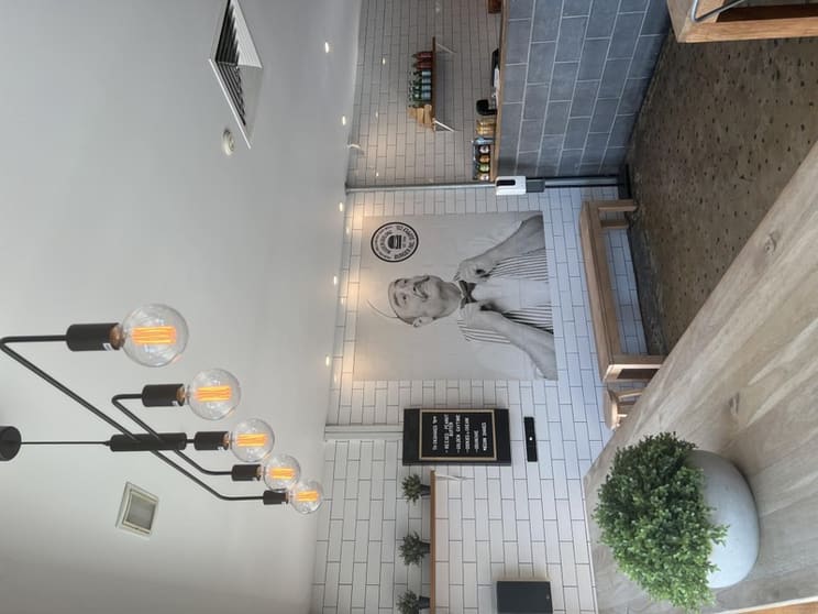Takeaway burger restaurant for sale | Geelong icon | 20 years trading | Pakington St Takeaway burger restaurant for sale | Geelong icon | 20 years trading | Pakington St