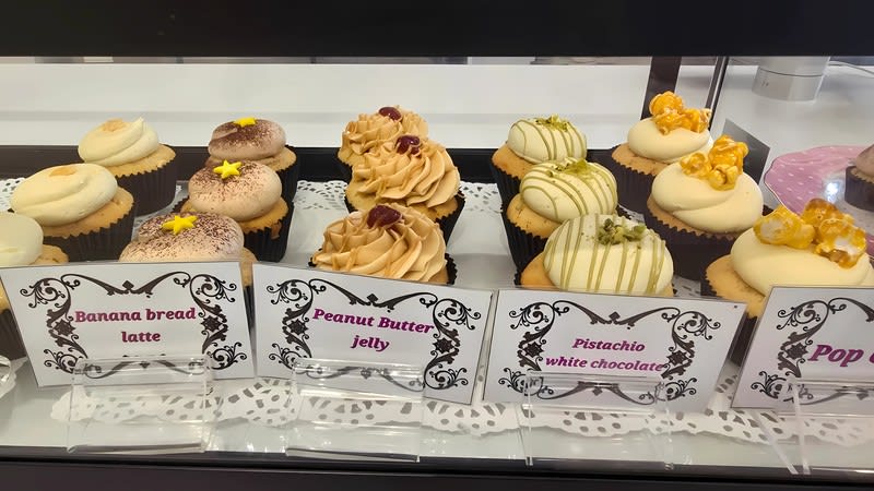 Cupcakes and Cakes Manufacturing + Classes  Sydney, NSW