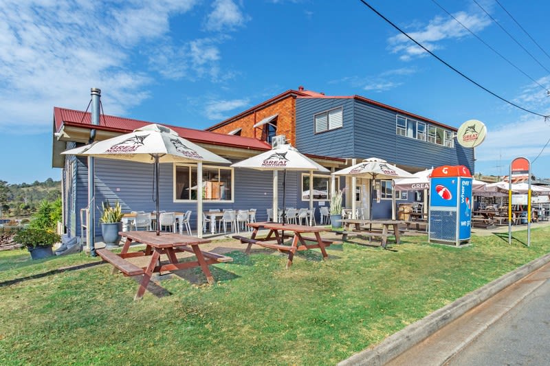 For Sale - Mid North Coast Passive Investment Hotel or Freehold Going-Concern
