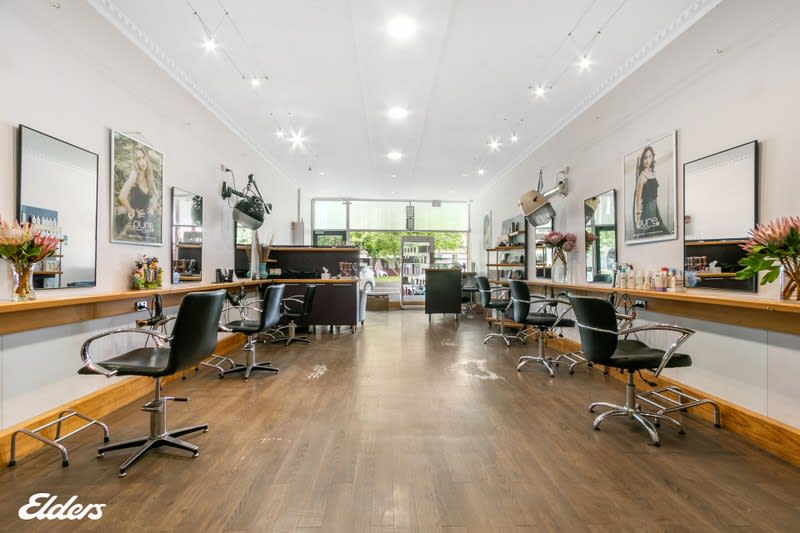 Mixed Clippers Hair Design - Turnkey Business For Sale Mixed Clippers Hair Design - Turnkey Business For Sale