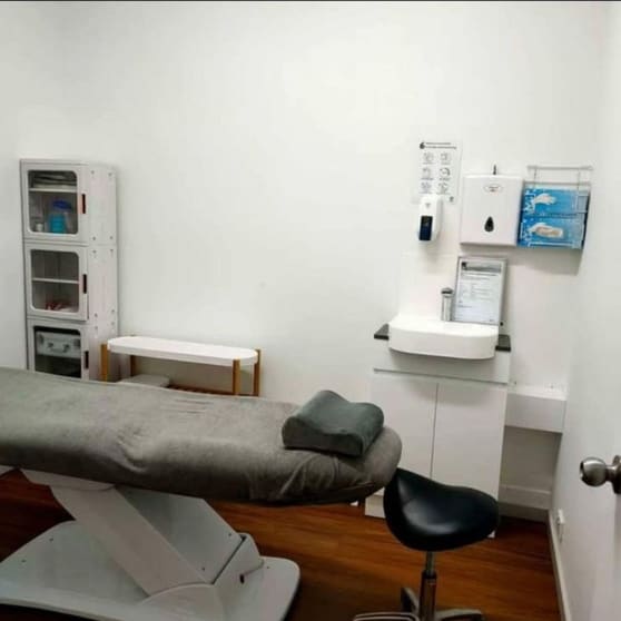 Long-Standing Beauty & Massage Business For Sale - Prime Coolangatta, QLD - Main Street Location - Strong Turnover: $100,000+ - Loyal Clientele - Cheap Rent - Equipment Included - High Growth Potential - Asking Price $85,000