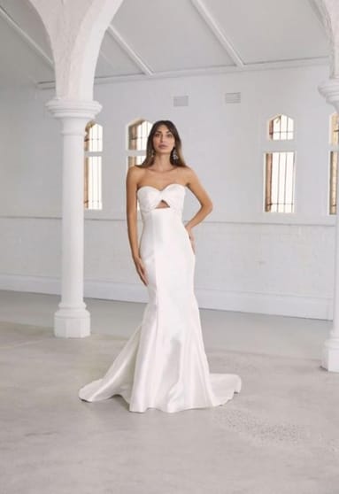 Long-Established Bridal & Couture Business Nearly 20 Years Long-Established Bridal & Couture Business Nearly 20 Years