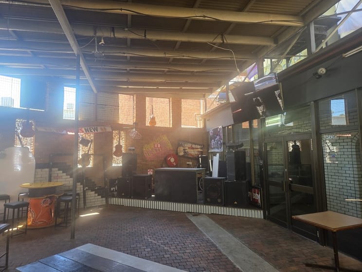 Freehold Hotel for Sale - Lachlan Hotel, Cowra NSW Freehold Hotel for Sale - Lachlan Hotel, Cowra NSW
