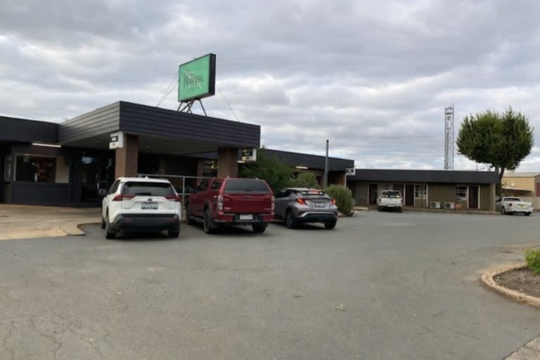 The Wallenjoe Hotel & Potential Motel Prime Freehold on the Midland Hwy Stanhope The Wallenjoe Hotel & Potential Motel Prime Freehold on the Midland Hwy Stanhope