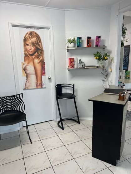 Fully Booked Hair Salon | Noosa Hinterland Lifestyle | WIWO Fully Booked Hair Salon | Noosa Hinterland Lifestyle | WIWO