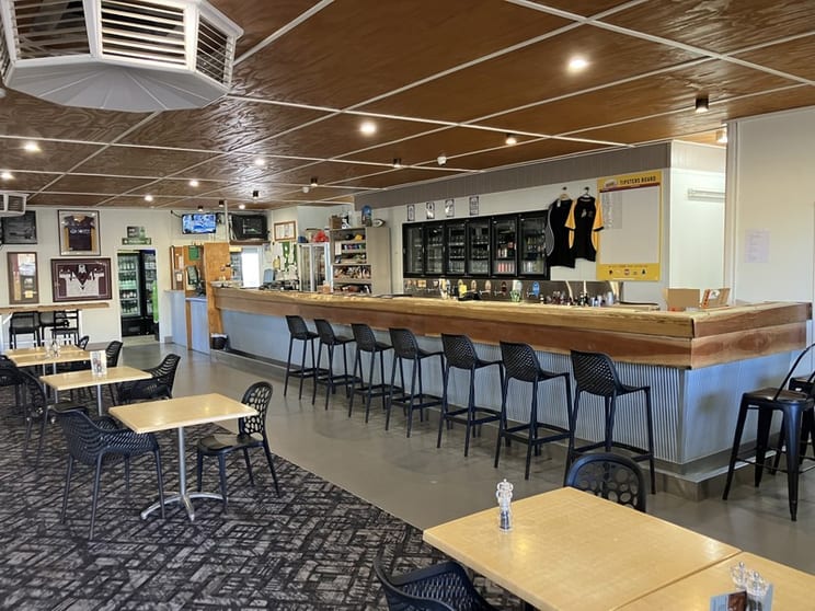 Iconic Western QLD Hotel/motel/caravan Park Opportunity - 2798mf Iconic Western QLD Hotel/motel/caravan Park Opportunity - 2798mf