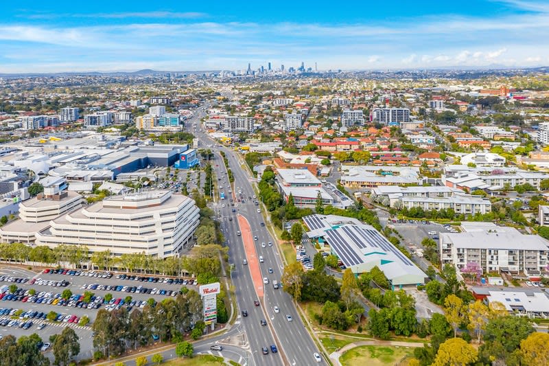 High-Yield Leasehold Motel  Proven Government-Backed Income Stream