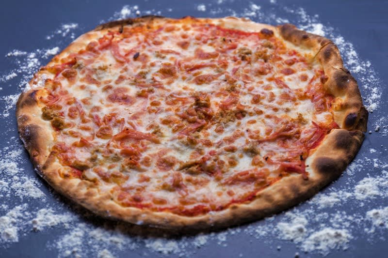 Pizza Shop | Established 6 Years | $10-11K Weekly Takings | Loyal Customer Base [2605281]