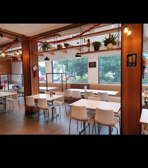 Established Casual Dining Penrith 55K Per Week Revenue Established Casual Dining Penrith 55K Per Week Revenue