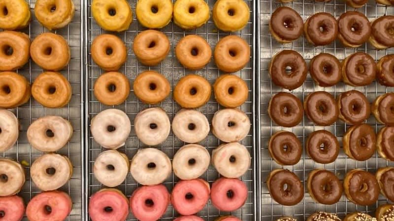 Profitable donut business fully under management