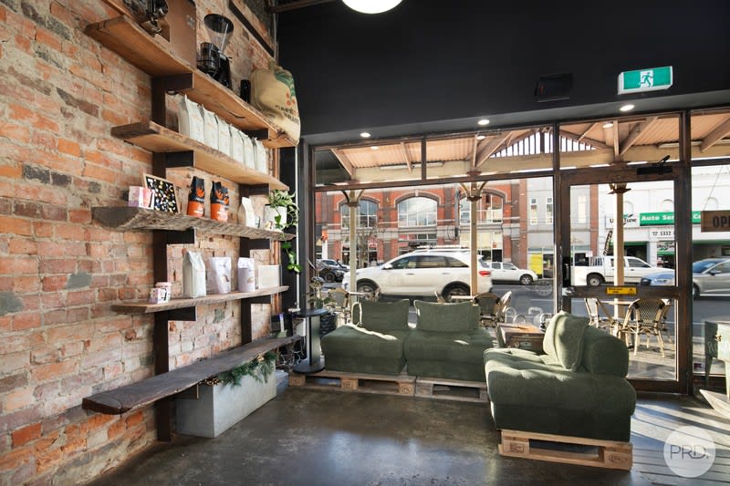 Fantastic Cafe Hospitality Opportunity