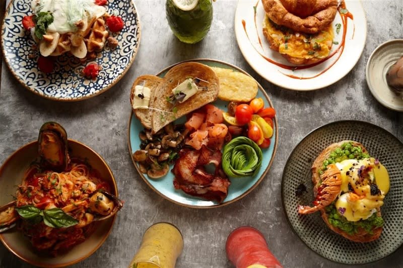 North Sydney Cafe & Pizzeria - Fully Fitted Venue + Outdoor Area