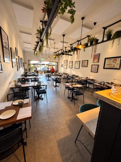 Prime KIAMA Restaurant | Multi Awarded | Highly Profitable | Main Street