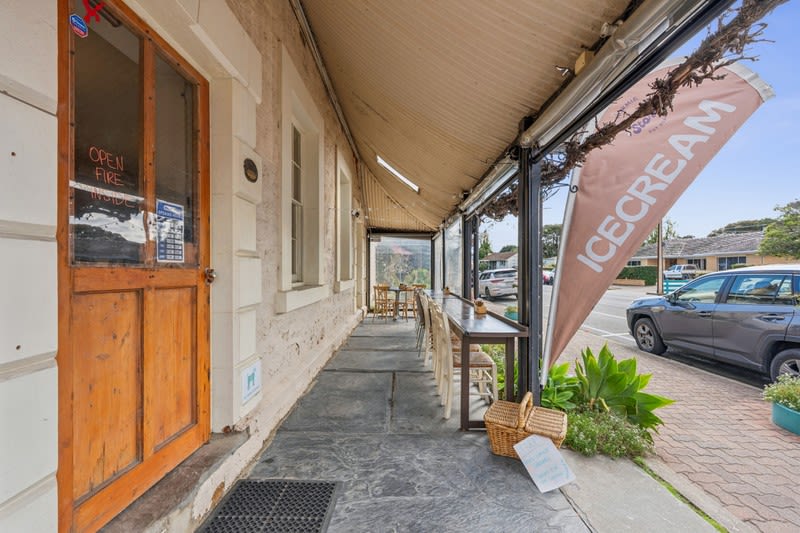 Exceptional Café Opportunity in Historic Normanville