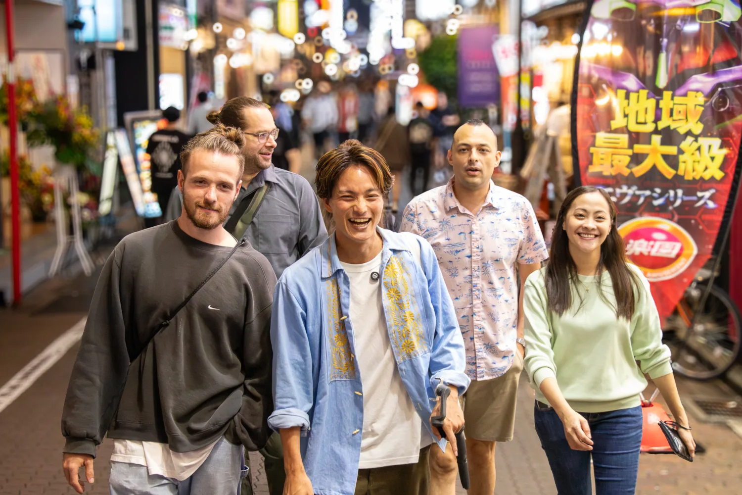 All-You-Can-Drink Bar Hopping Tour in Ueno