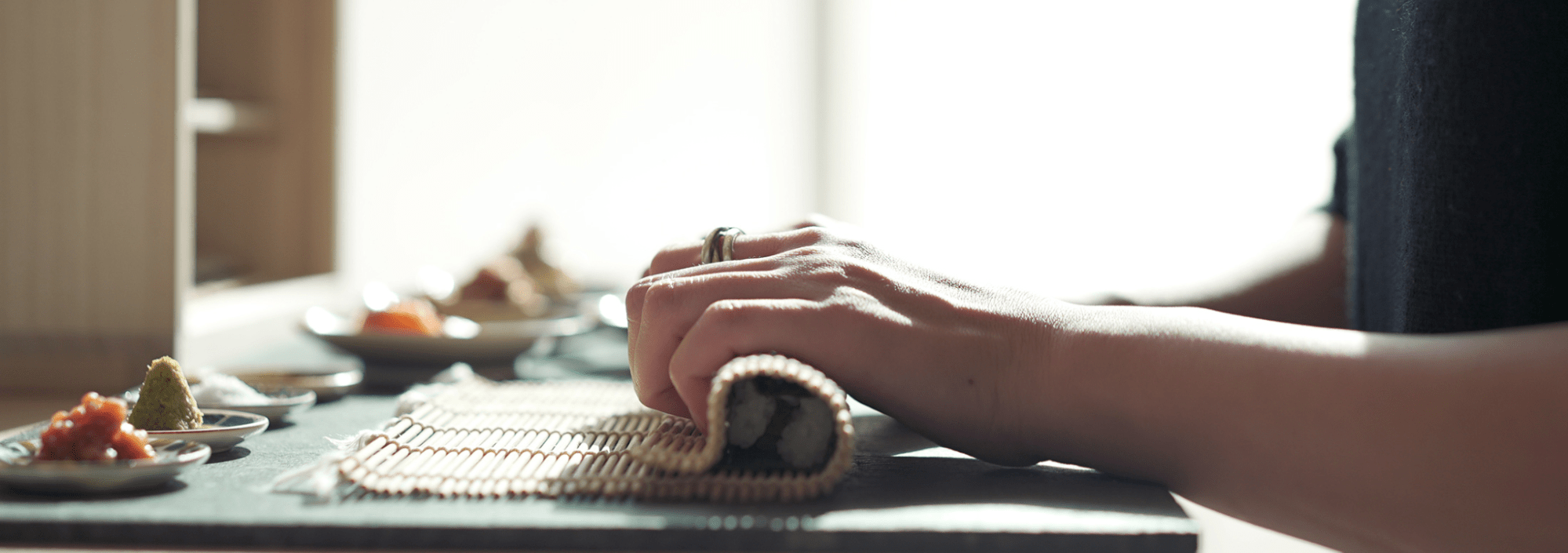 You can make rare "original hand-rolled sushi" that is uncommon even in Japan