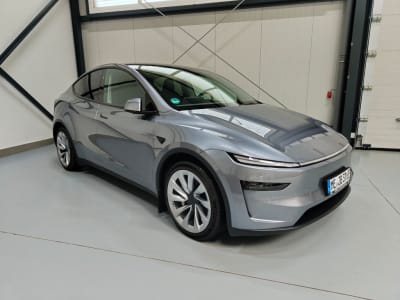 Tesla Model Y - 59.298 €
