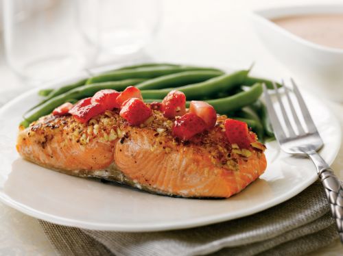Almond Crusted Salmon Fillet with Strawberries