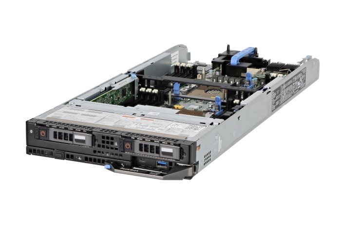 Front view of Dell PowerEdge FC640 with 2 x 1.92TB SATA Solid-State Drives
