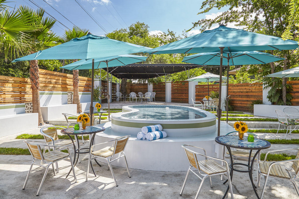 The Best Patio Bars Restaurants In Austin