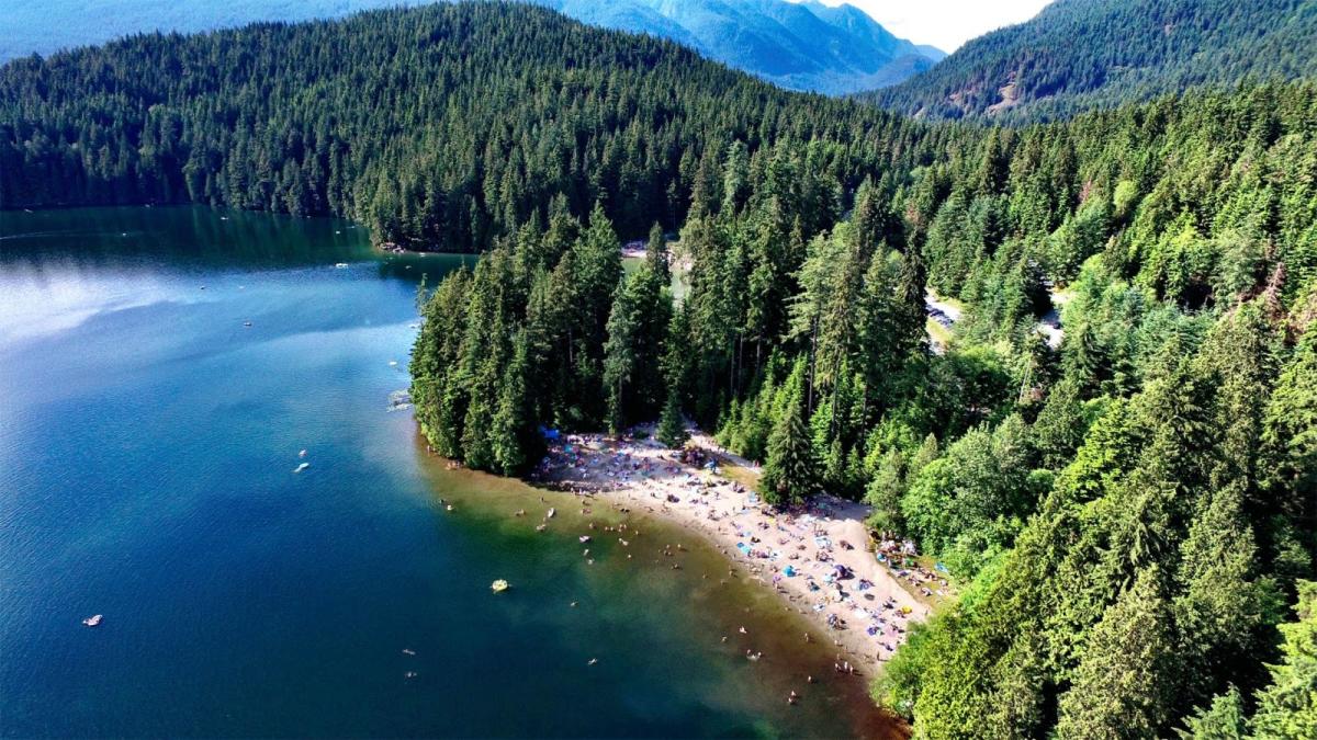 9 Cleanest Places To Swim Around Vancouver