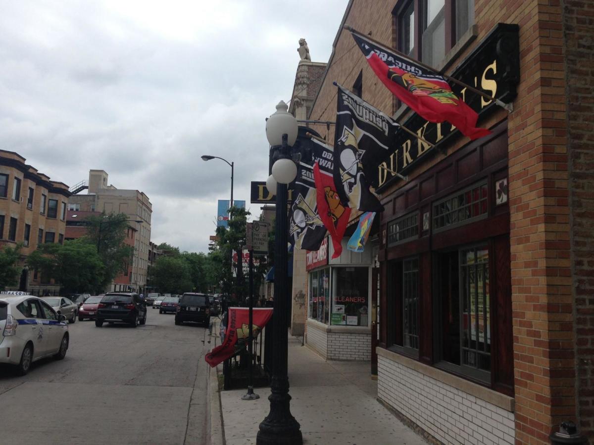 The Oldest Bars In Chicago