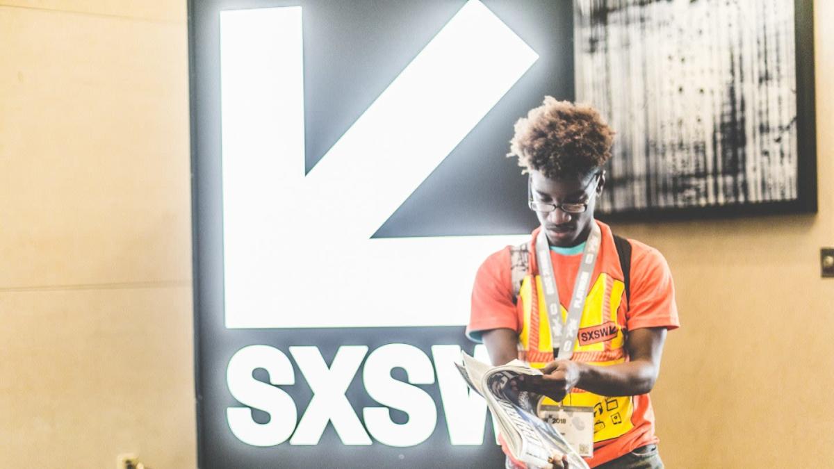 What To Expect When You Volunteer for SXSW