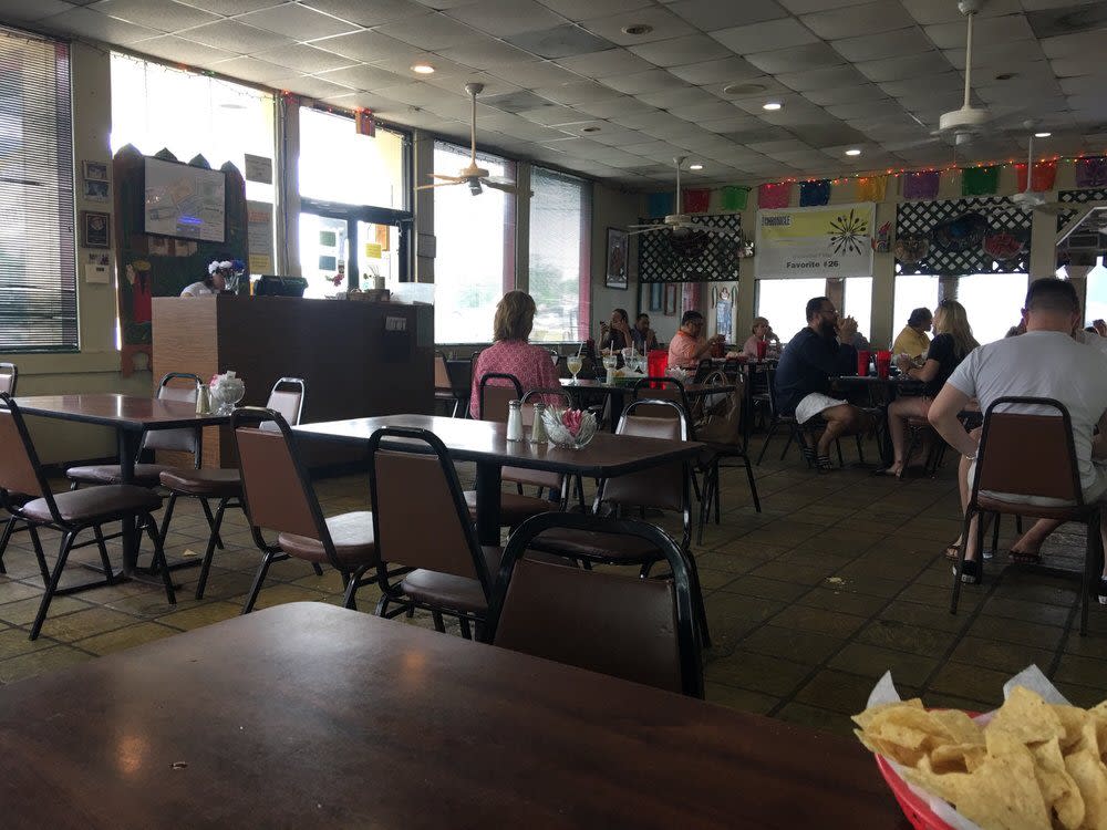 Your Guide To Day Drinking in Austin