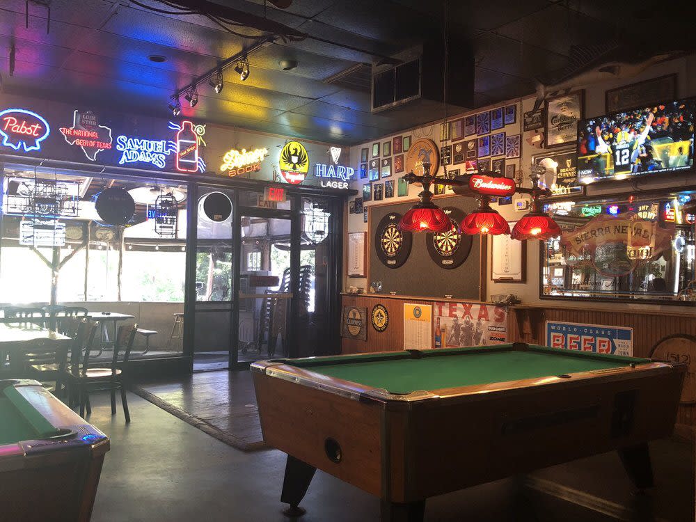 Good happy hours near me