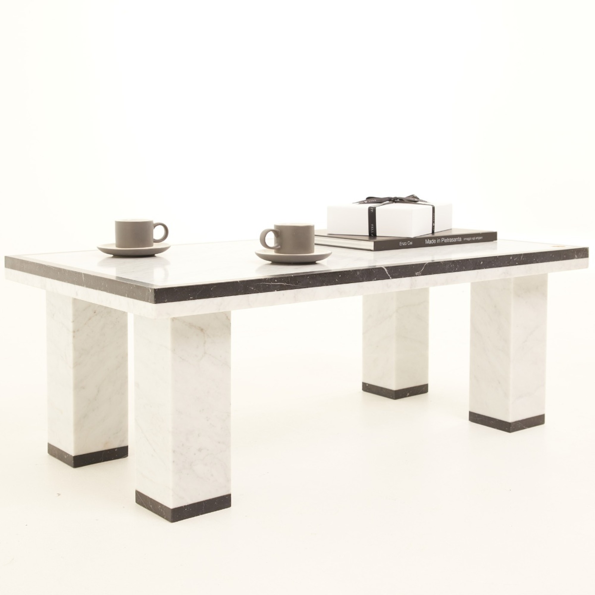 Pia Coffee Table
