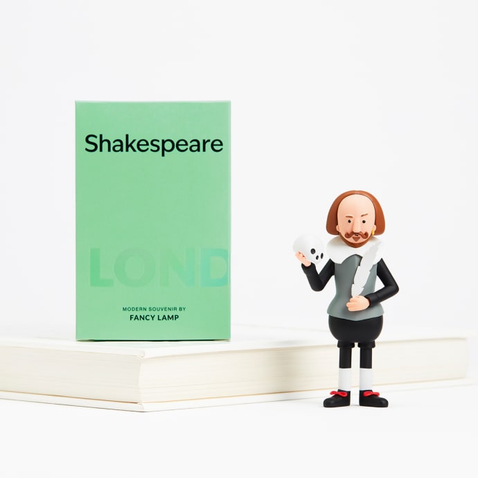 Grey Collectable Shakespeare Art Figurine: Shakespeare - Collectable London Art Toy Souvenir