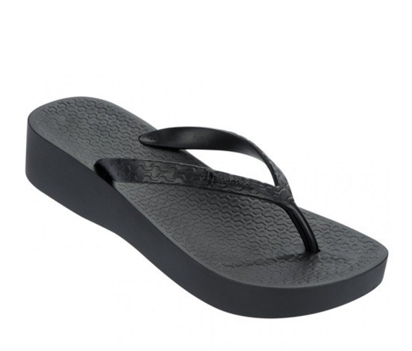 ipanema platform flip flops