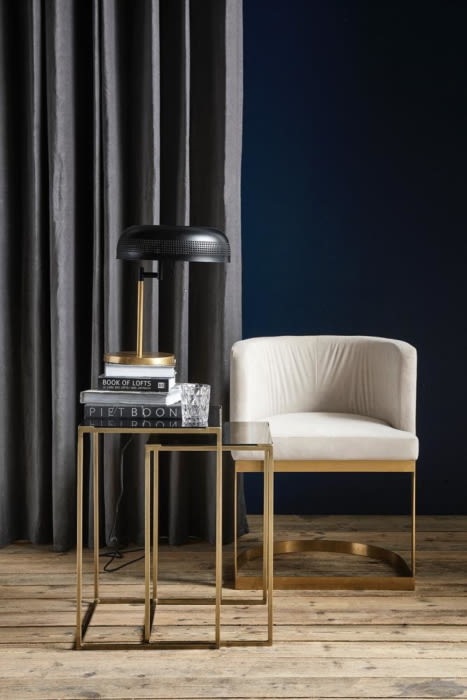 Flot bordlampe med et nostalgisk look