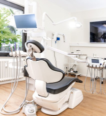 Zahnarzt Köln-Ehrenfeld | Zahnarztpraxis Dr. Lindner & Team, Köln, 3