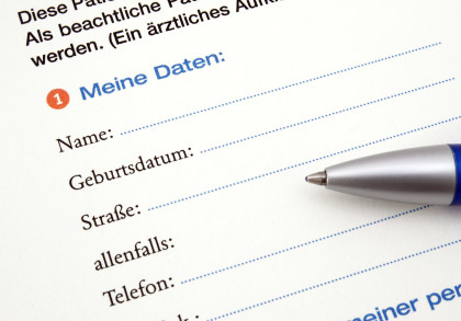 Neben persönlichen Angaben brauchen Sie für einen Kreditantrag für Ihre Praxis zahlreiche Unterlagen.
