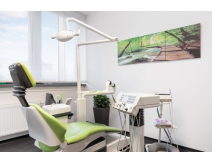 Behandlungszimmer dentalzentrum bottropwtirhc